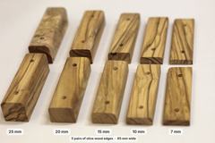 Le 5 coppie di tacche in ulivo da 25, 20, 15, 10 e 7 mm, larghe 85 mm